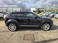 Used Land Rover Range Rover evoque SE 150 HP (110 kW) 2016 Black Estate