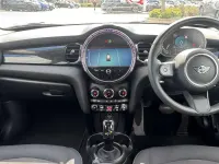Used Mini Cooper Classic 134 HP (98 kW) 2023 White Hatchback