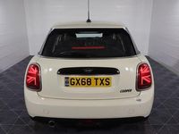 Used Mini Cooper Hatch 136 HP (100 kW) 2018 White Hatchback