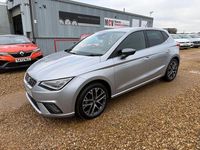 Usata Seat Ibiza XCELLENCE 110 CV (80 kW) 2022 Argento Utilitaria