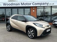Used Toyota Aygo X 72 HP (52 kW) 2023 Beige SUV