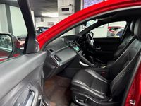 Begagnad Jaguar E-Pace R-Dynamic 200 HK (147 kW) 2019 Röd SUV