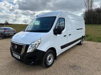 Used Nissan Interstar Tekna 135 HP (99 kW) 2022 White Van