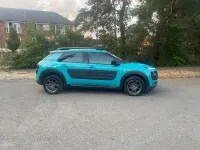 Used Citroën C4 Cactus Feel 82 HP (60 kW) 2015 Blue Hatchback