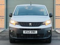 Used Peugeot Partner 131 HP (96 kW) 2021 White MPV