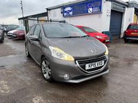 Used Peugeot 208 Allure 92 HP (67 kW) 2015 Grey Hatchback