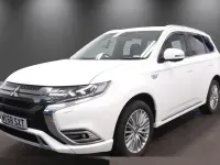 Used Mitsubishi Outlander P-HEV 2018 White Estate