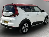 Used Kia Soul EV First Edition 150 kW (204 HP) 2021 White SUV