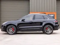 Used Porsche Macan 380 HP (279 kW) 2023 Black SUV