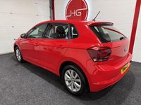 Used VW Polo SE 65 HP (47 kW) 2018 Red Hatchback