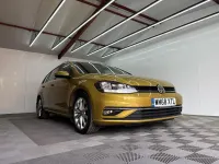 Used VW Golf VII GT 150 HP (110 kW) 2019 Yellow Estate