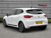 Used Renault Clio V Evolution 88 HP (64 kW) 2023 White Hatchback