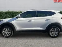 Used Hyundai Tucson SE 132 HP (97 kW) 2020 White SUV