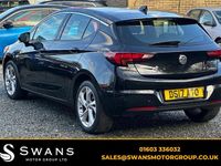 Used Vauxhall Astra SRi 150 HP (110 kW) 2017 Black Hatchback