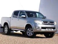 Used Toyota HiLux 171 HP (125 kW) 2011 Silver Pickup
