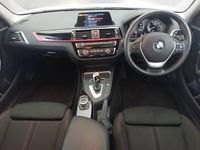Used BMW 118 Sport Line 150 HP (110 kW) 2019 White Hatchback