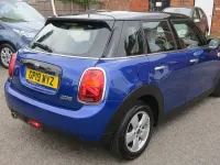 Used Mini Cooper Classic 136 HP (100 kW) 2019 Blue Hatchback