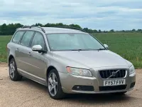Used Volvo V70 SE 2007 Gold Estate