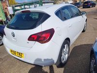 Used Vauxhall Astra SRi 2010 White Hatchback