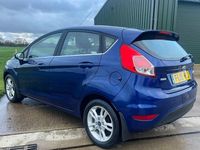 Used Ford Fiesta Zetec 99 HP (72 kW) 2015 Blue Hatchback