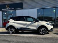 Used Renault Captur Dynamique 90 HP (66 kW) 2016 Cream/black SUV