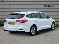 Used Ford Focus Zetec 120 HP (88 kW) 2021 White Estate