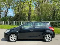 Used Hyundai i20 Comfort 101 HP (74 kW) 2010 Black Hatchback