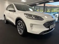 Używany Ford Kuga Titanium 120 KM (88 kW) 2021 Biały SUV