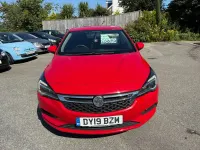 Used Vauxhall Astra Design Edition 105 HP (77 kW) 2019 Red Hatchback