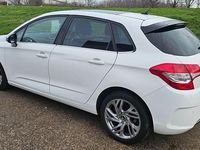 Used Citroën C4 SELECTION 2014 White Hatchback