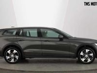 Used Volvo V60 CC 247 HP (181 kW) 2022 Estate