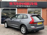 Used Volvo XC60 Momentum 190 HP (139 kW) 2019 Grey SUV