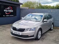 Usado Skoda Octavia SE Technology 115 CV (84 kW) 2019 Beige Familiar