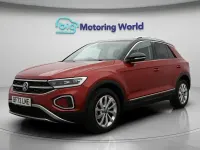 Usado VW T-Roc Style 150 HP (110 kW) 2023 Vermelho SUV