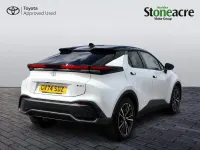 Used Toyota C-HR 140 HP (102 kW) 2025 White SUV