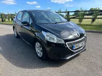 Used Peugeot 208 Access 70 HP (51 kW) 2013 Black Hatchback