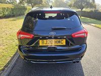 Używany Ford Focus ST-Line X 120 KM (88 kW) 2020 Czarny Kombi