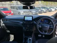 Usado Ford Kuga ST-Line 225 HP (165 kW) 2023 Preto SUV