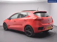 Used Kia Ceed 134 HP (98 kW) 2015 Red Hatchback