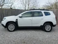 Usado Dacia Duster Comfort 90 HP (66 kW) 2022 Branco SUV