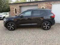Used Volvo XC40 R-Design 2021 Black SUV