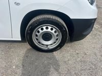 Used Vauxhall Combo 100 HP (73 kW) 2023 White MPV