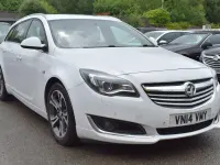 Used Vauxhall Insignia Edition 163 HP (119 kW) 2014 White Estate