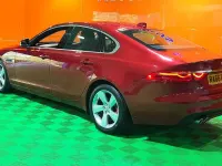 Used Jaguar XF Portfolio 180 HP (132 kW) 2016 Red Sedan