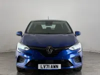 Used Renault Clio Iconic 140 HP (102 kW) 2022 Hatchback