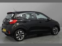 Neu Hyundai i10 Advanced 63 PS (46 kW) 2026 Schwarz Kleinwagen