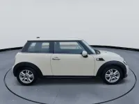 Begagnad Mini ONE Hatch 98 HK (72 kW) 2011 Vit Halvkombi