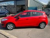 Used Ford Fiesta Zetec 95 HP (69 kW) 2014 Red Hatchback