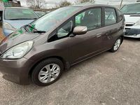 Used Honda Jazz ES 99 HP (72 kW) 2013 Brown Hatchback