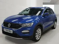Used VW T-Roc SE 115 HP (84 kW) 2018 Blue SUV